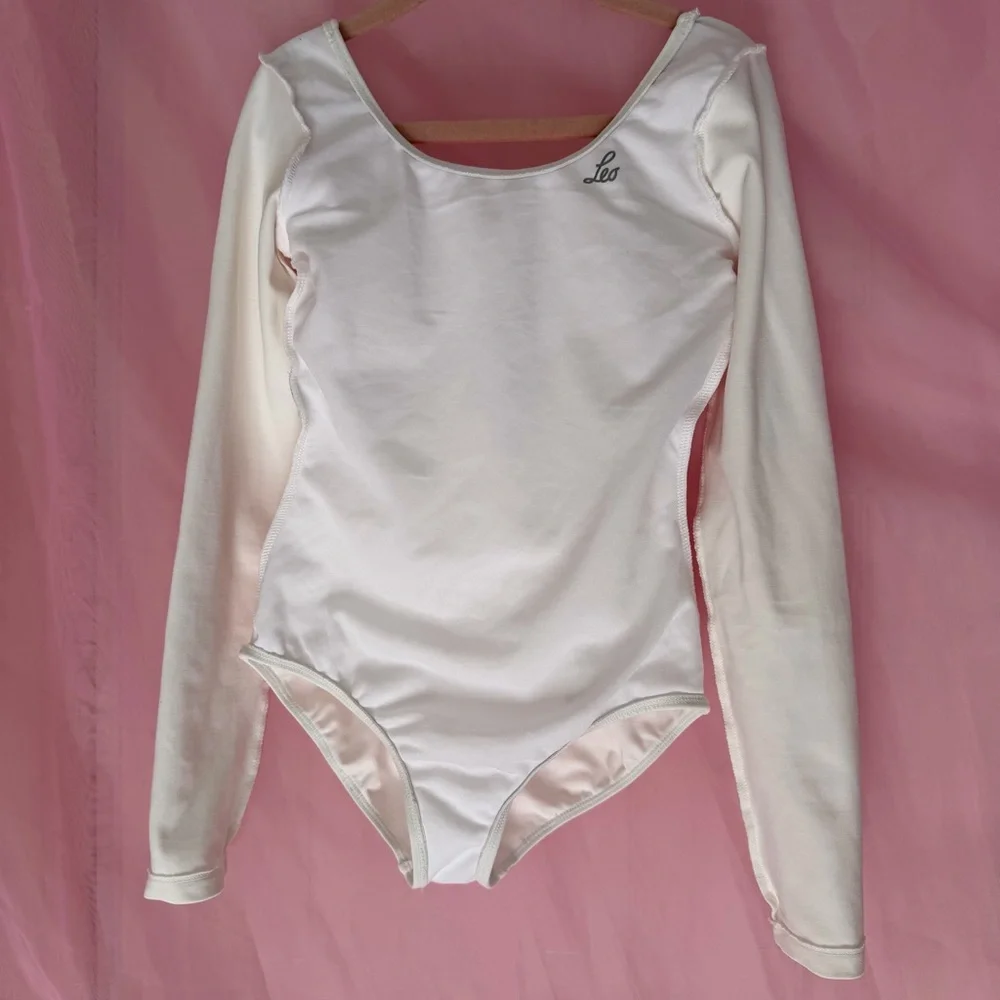 Leo White Long Sleeve Fully Lined Ballet/Gymnastics Girl’s Leotard Size 8/10